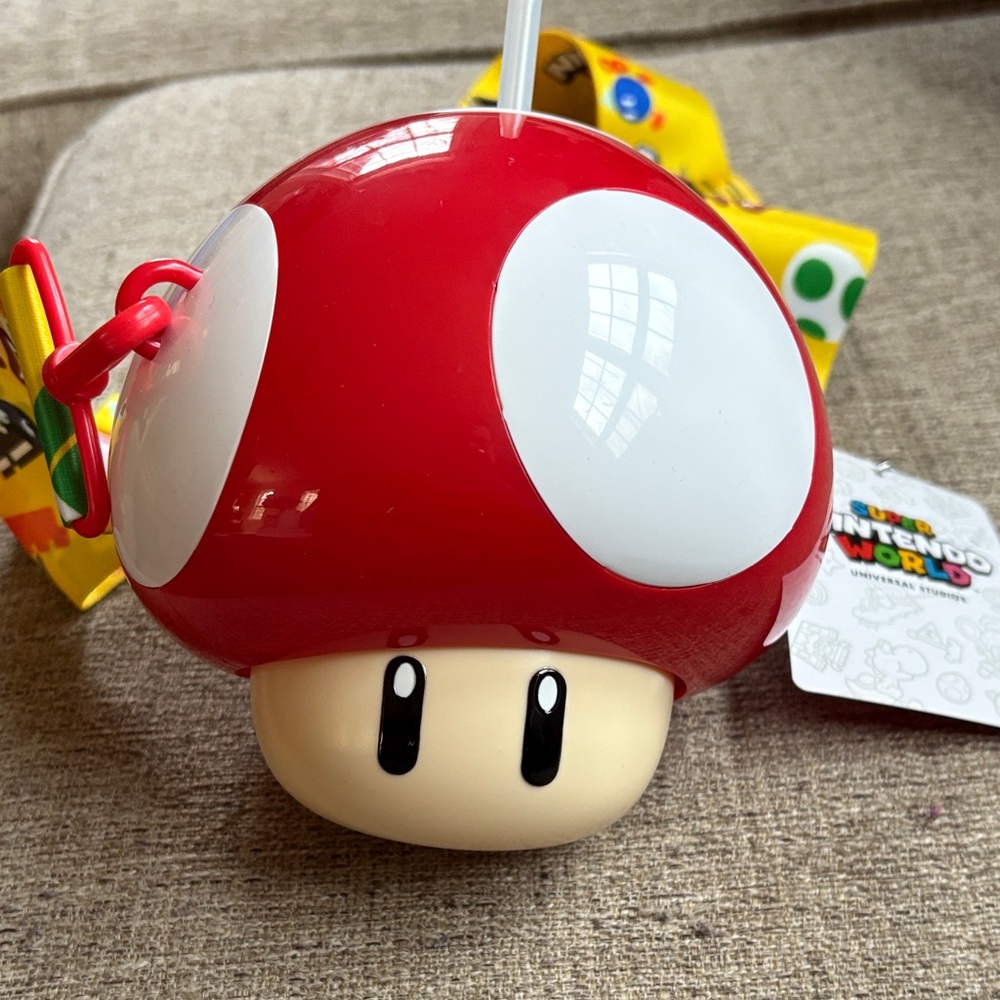 NWT Super Nintendo world universal studios collectors cup